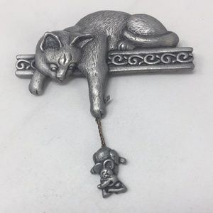 JJ Jonette pin brooch cat and mouse pewter tone